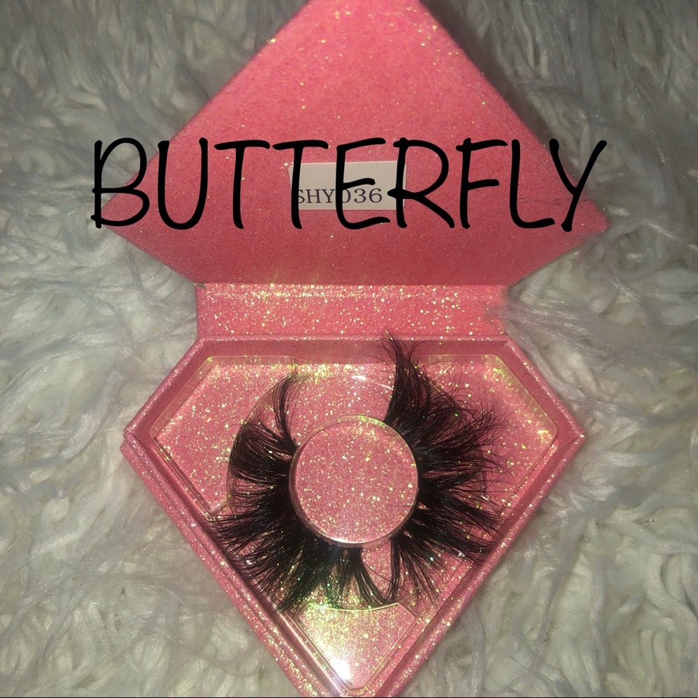 “BUTTERFLY” MINK EYELASHES